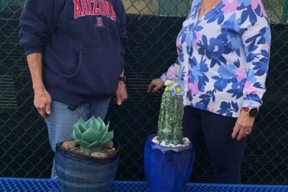 SaddleBrooke Pickleball Association Members Donate Ceramic and Pottery Plants to Decorate the Pickleball Courts | Sports