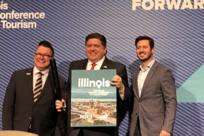 Pritzker touts growth of Illinois tourism at conference in Peoria